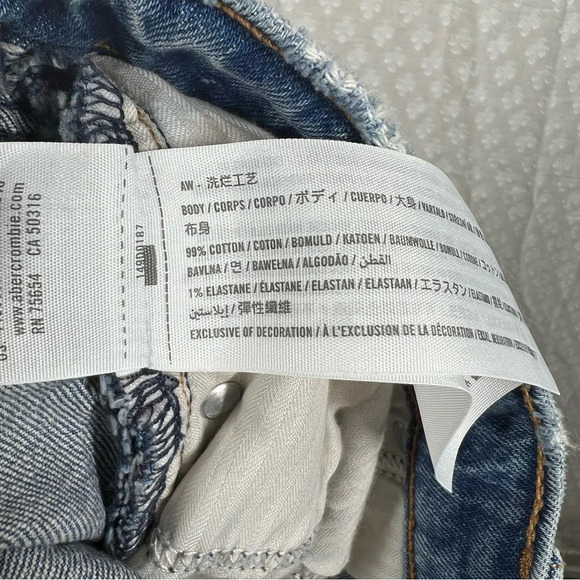 Abercrombie & Fitch High Rise The Mom Shorts - Picture 4 of 4